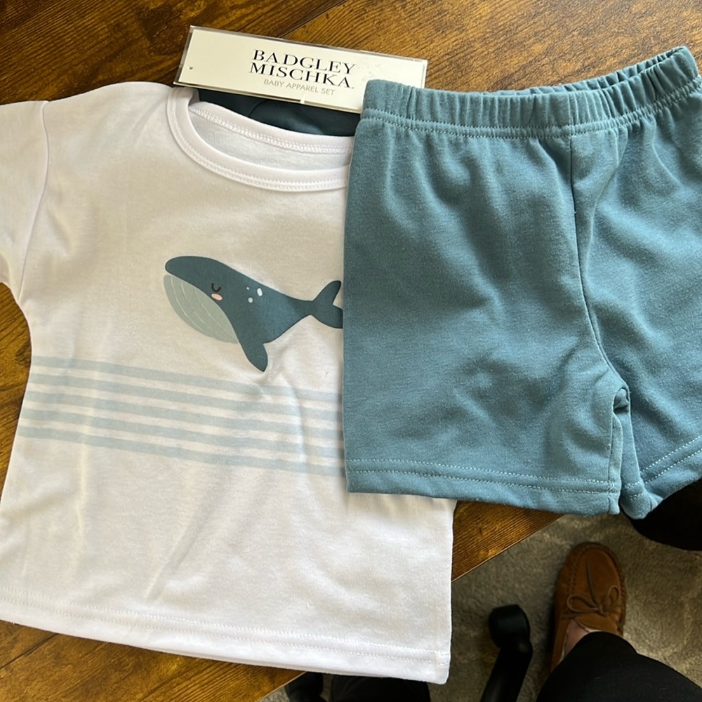 3 piece Badgley Mischka whale outfit